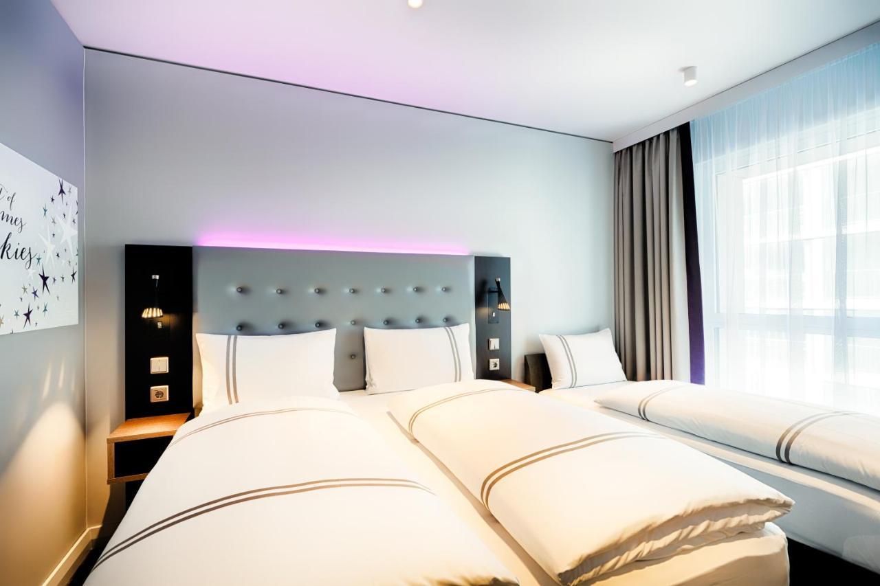 Premier Inn Darmstadt City Centre Eksteriør billede